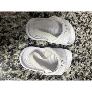 Nike Kobe Kawa Baby/Toddler Sandal White/White, Size 6c